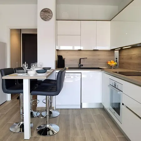 Appartement Leon Inmo Chanel - 15777 *